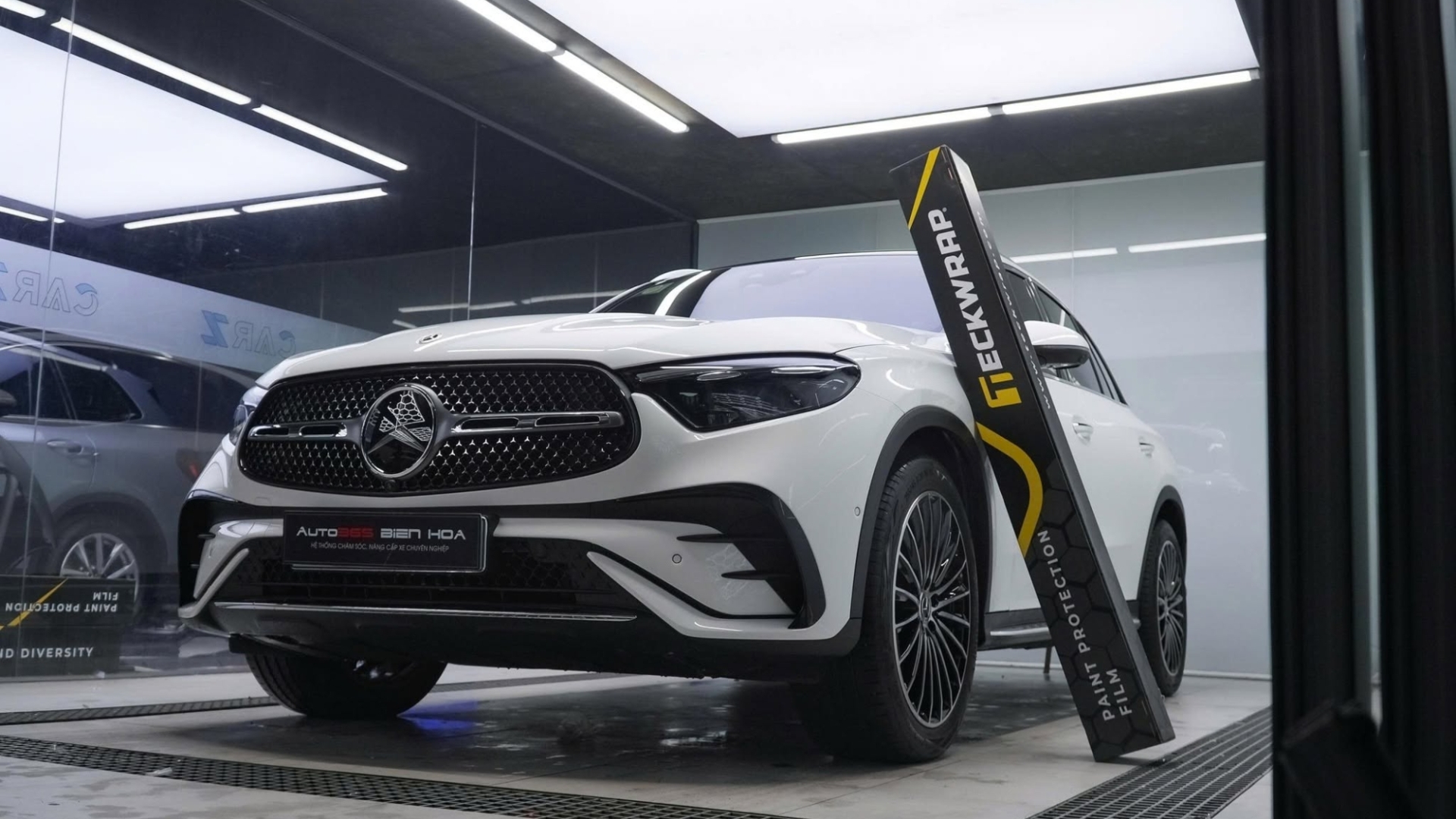 Mercedes GLC300 Dán PPF TeckWrap, Bảo Vệ Lớp Sơn Zin Ngay Từ Đầu