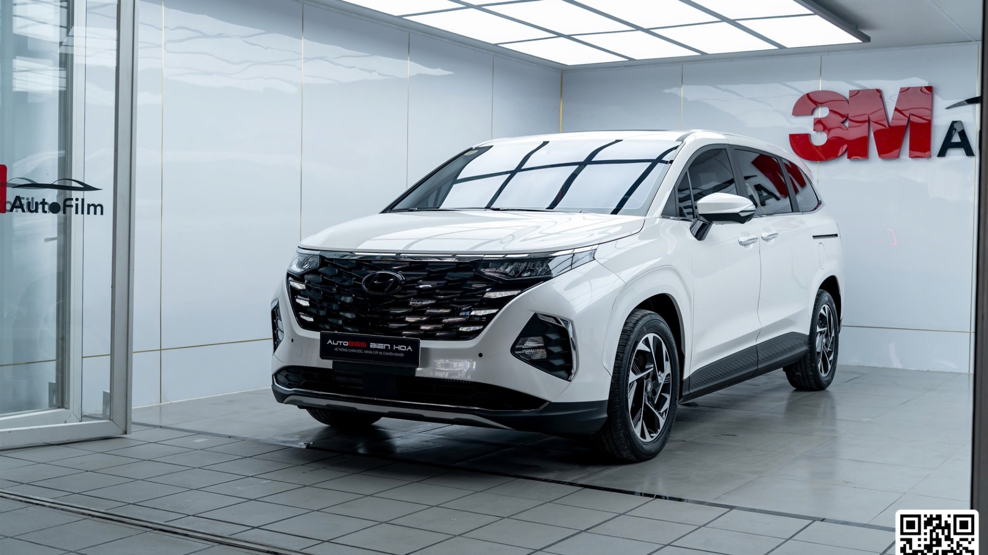 Hyundai Custin Nâng Cấp Combo Tiện Nghi: Dán Phim, Sàn Carbon, Phủ Gầm Và Màn Hình Trần Đẳng Cấp