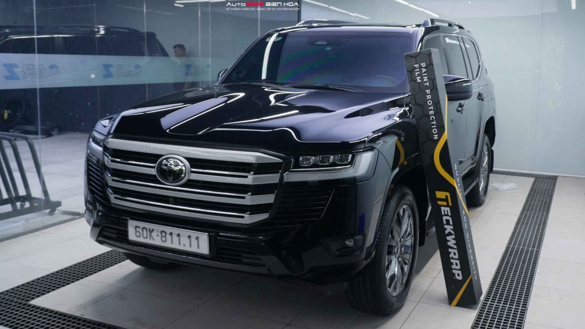 Land Cruiser LC300 Dán PPF TeckWrap, Giải Pháp Bảo Vệ Sơn Zin Cho SUV Hạng Sang