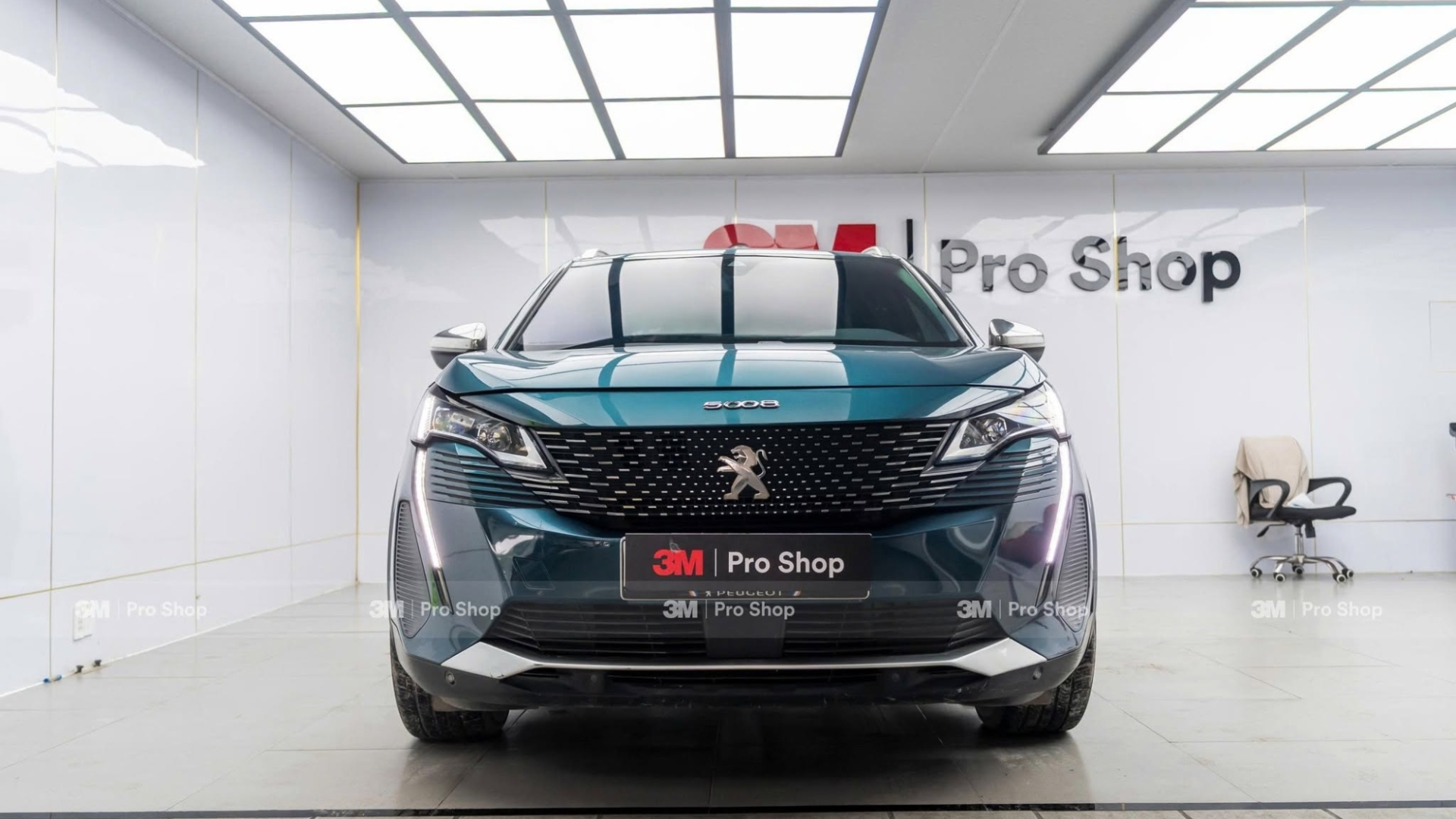 Peugeot 5008 “Mát Xứng Tầm Xe Pháp” Với Phim Cách Nhiệt 3M Chính Hãng