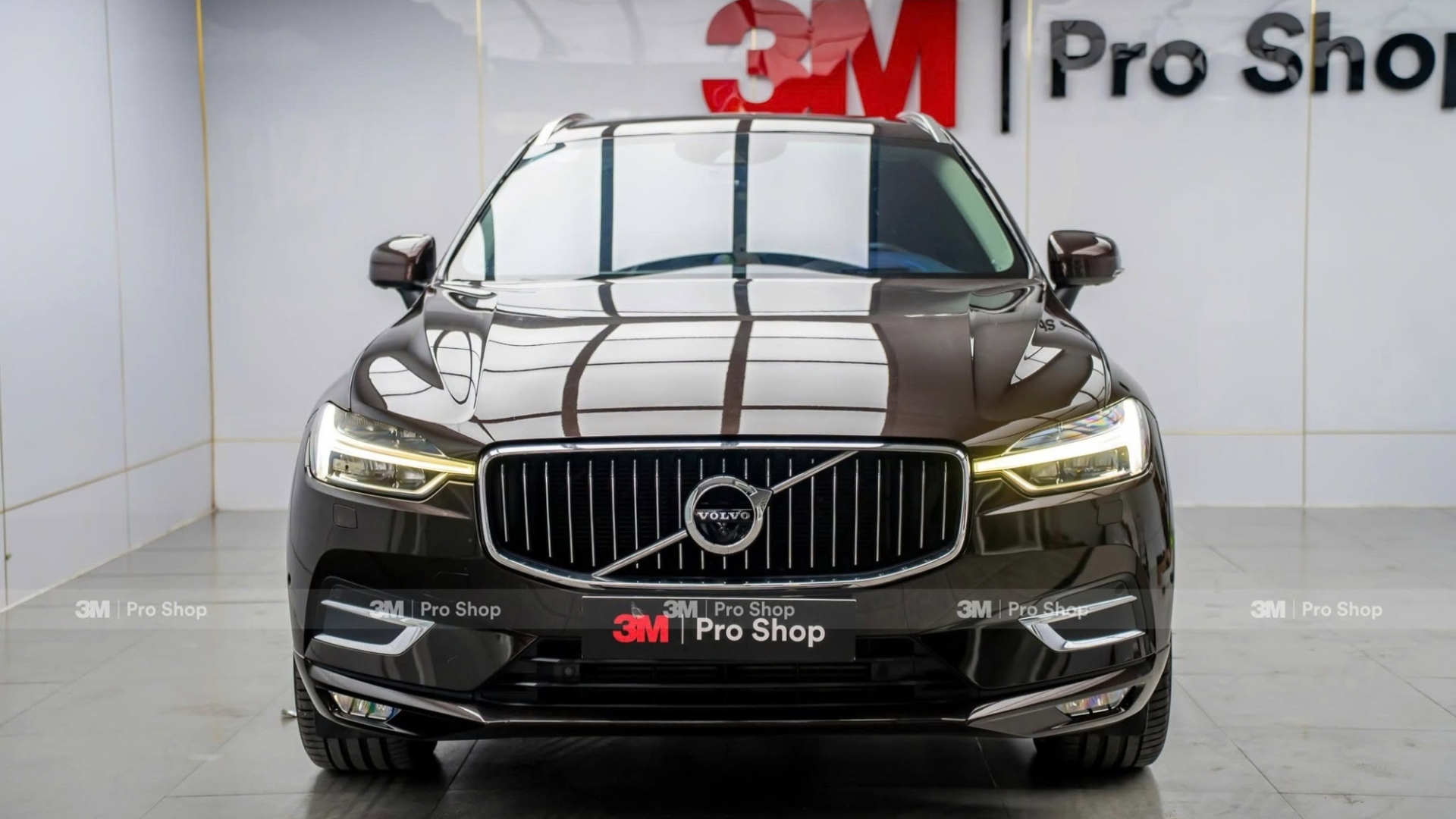 Volvo XC60 Thay Mới Phim Cách Nhiệt Cũ: Đầu Tư Đúng Ngay Từ Đầu Vẫn Là Lựa Chọn Tiết Kiệm